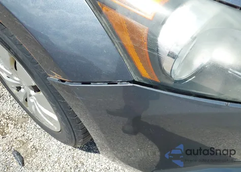 2010 Honda Accord 2.4 Lx z USA, uszkodzony, nr VIN 1HGCP2E35AA031149